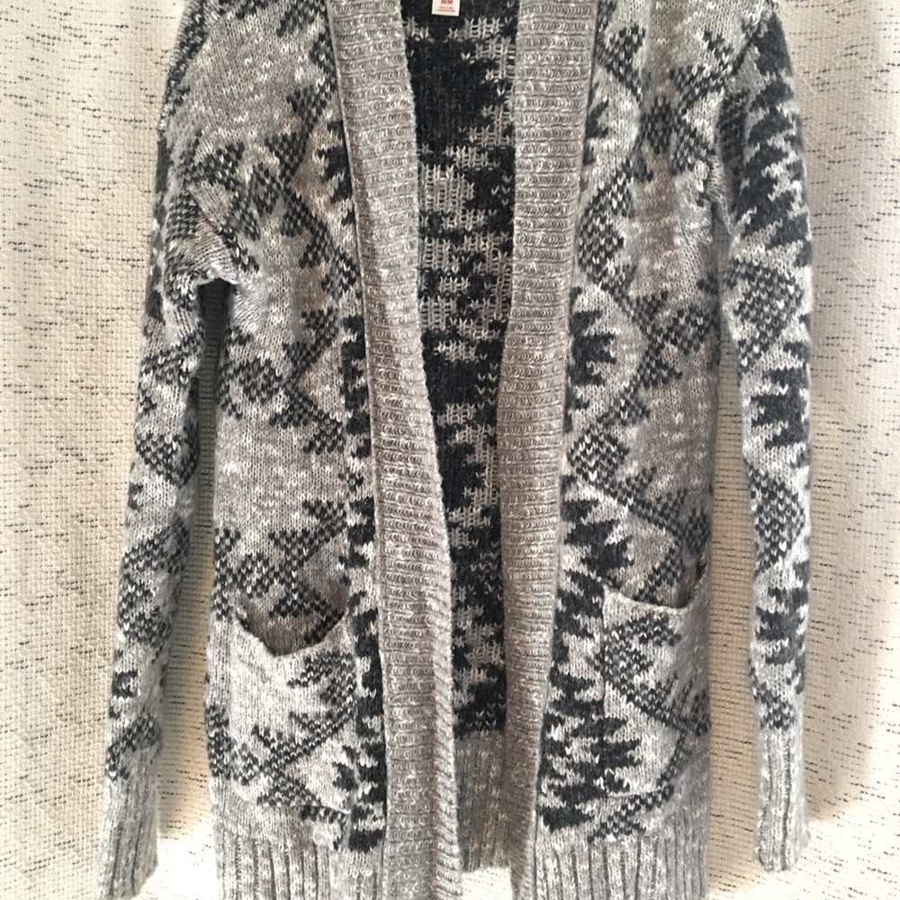 Warm Knit Boho Sweater with Pockets